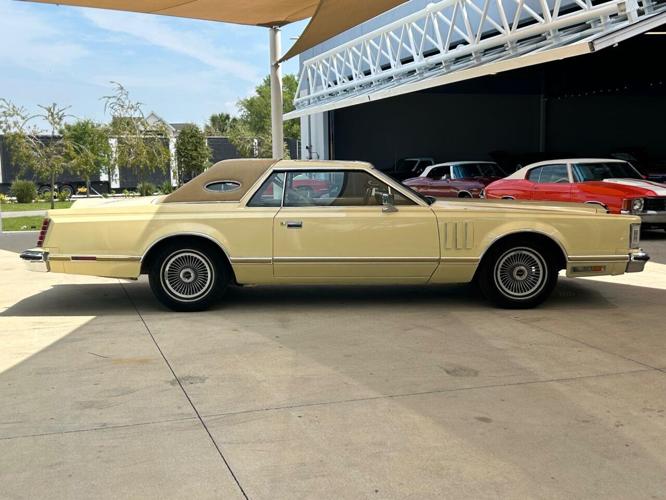 1977 lincoln mark v in palmetto, florida