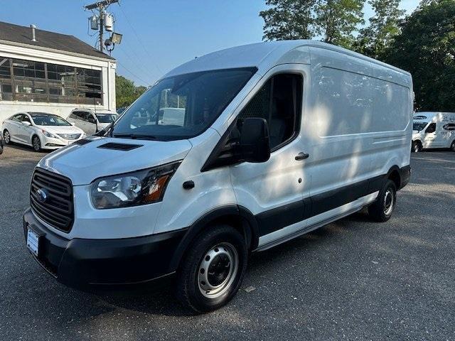 2017 ford transit-250 148 wb medium roof cargo