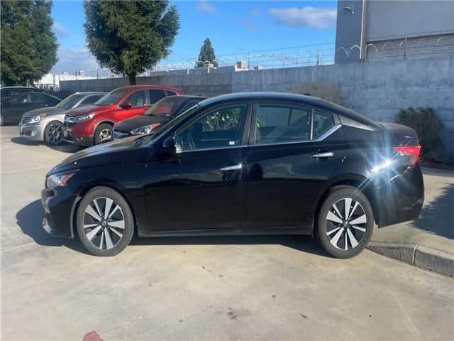 2021 nissan altima 2.5 sv in fresno, california