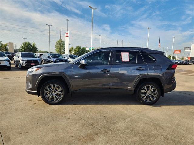 2024 toyota rav4 hybrid xle premium
