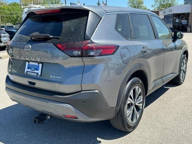 2023 nissan rogue sv in black walnut, missouri