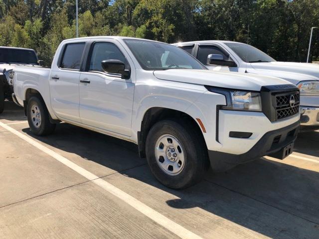 2022 nissan frontier s
