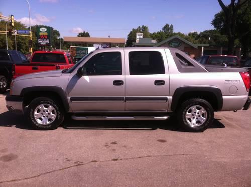 2004 chevrolet avalanche for sale in grand forks, north dakota