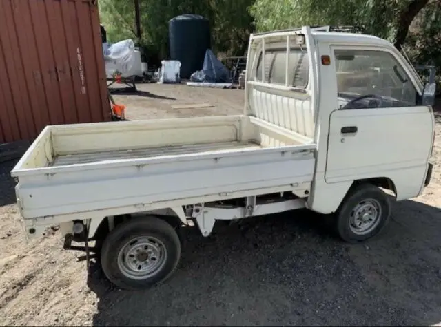 1987 suzuki carry all - 4 speed - four wheel drive mini truck hi/lo range option