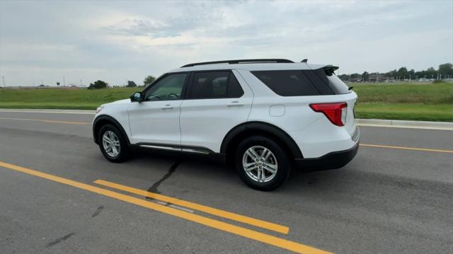 2021 ford explorer xlt