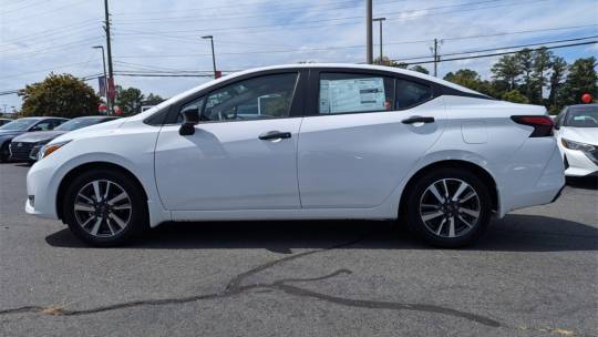 2024 Nissan Versa 1.6 s