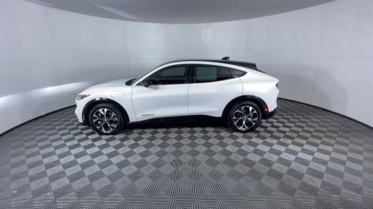 2022 Ford Mustang Mach-E