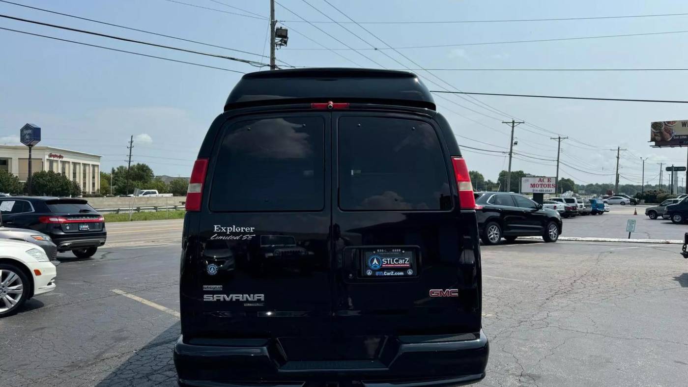 2011 gmc savana 1500