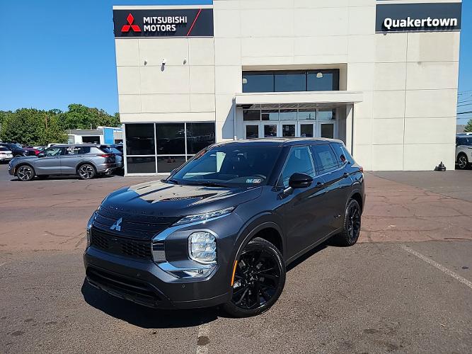 new 2024 mitsubishi outlander se black edition w/pano roof