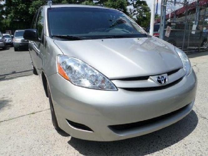 /2008 toyota sienna le in homeland, ca