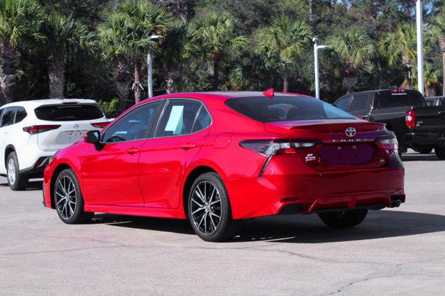 2021 toyota camry se