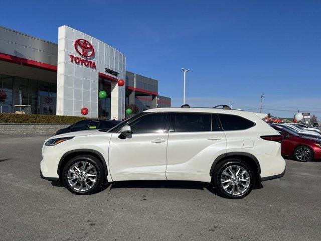 2021 toyota highlander limited