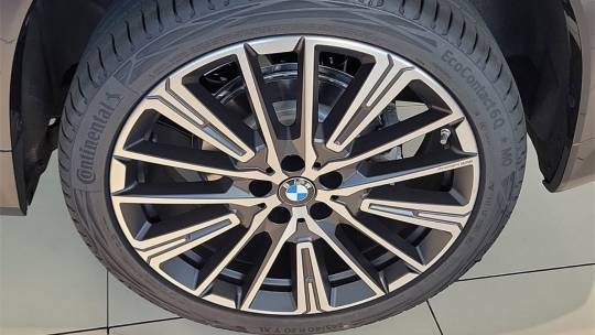 2025 BMW X1
