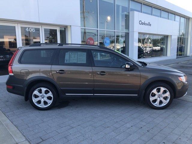 used 2016 volvo xc70 t5 awd clarksville, in 47129 for sale in cementville, indiana