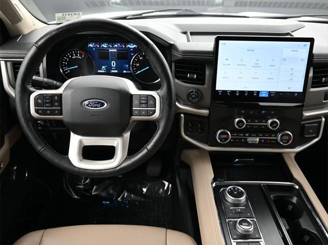 2022 ford expedition xlt