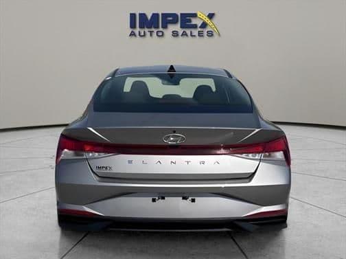 2023 hyundai elantra sel in greensboro, north carolina