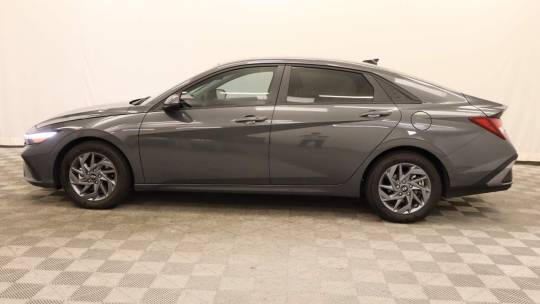 2024 Hyundai Elantra