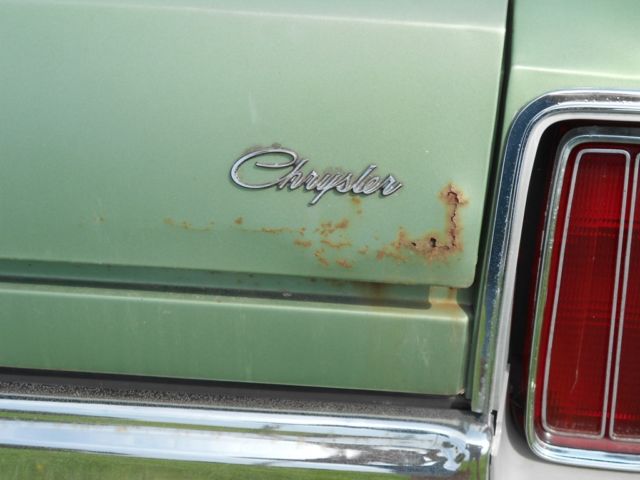 1976 chrysler newport 4 door 400 c.i.d