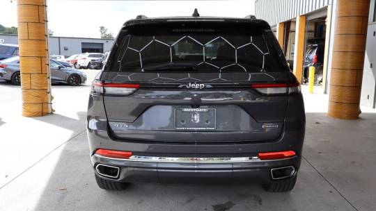 2022 Jeep Grand Cherokee