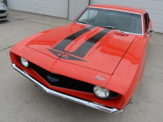 427/425 horsepower big block 512 engine. four speed manual transmission