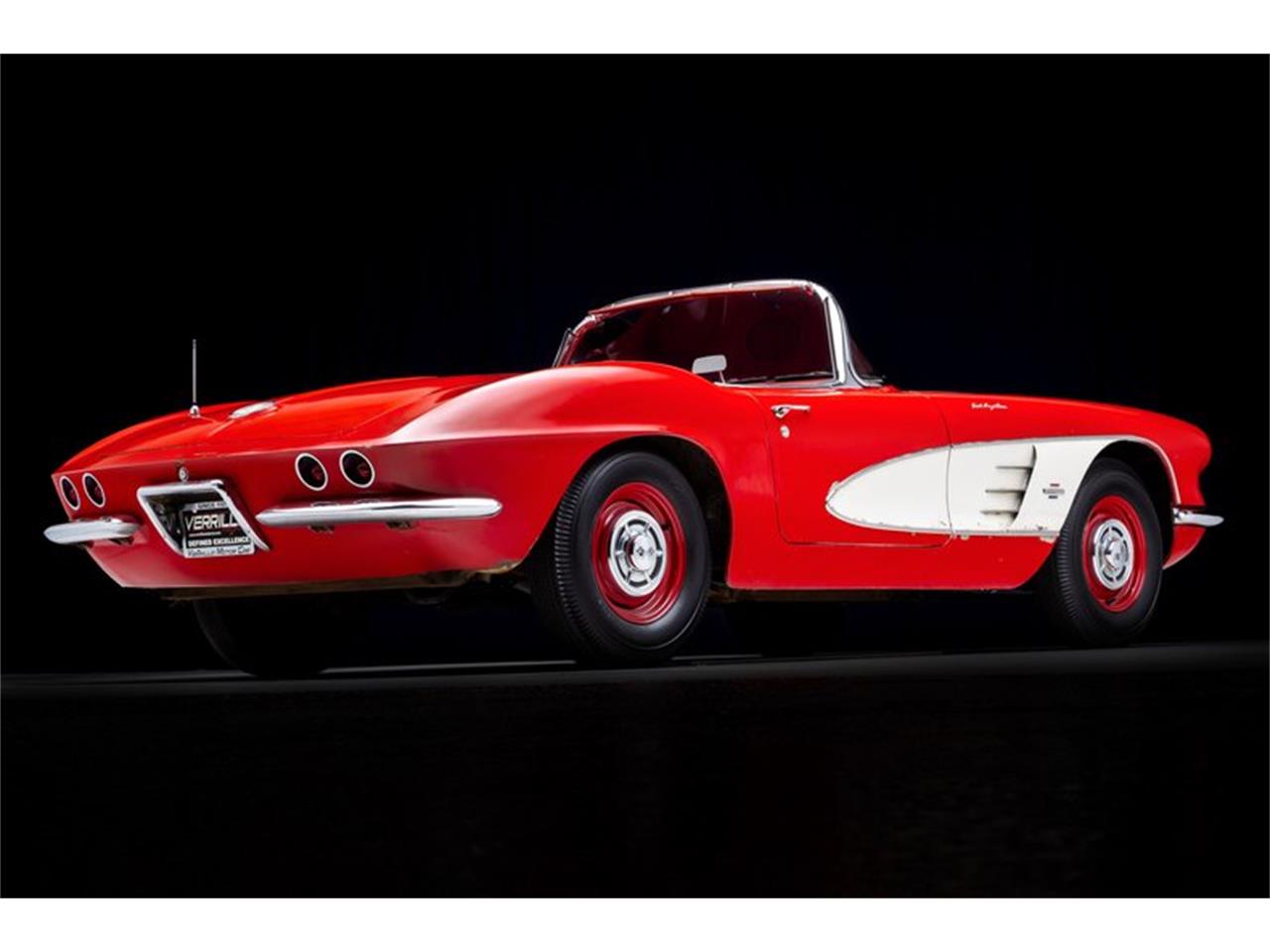 1961 chevrolet corvette