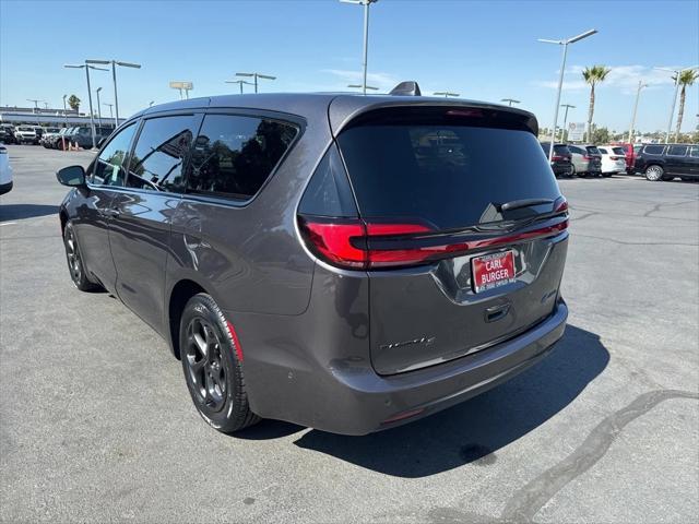 2022 chrysler pacifica hybrid limited
