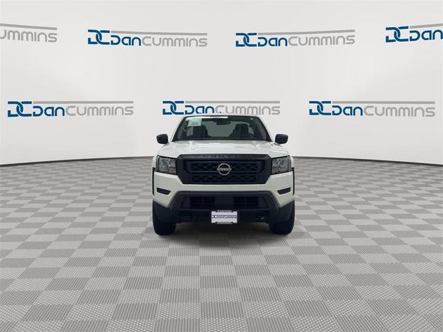 2022 nissan frontier s