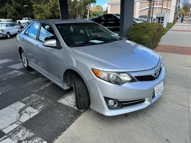2012 toyota camry in thousand oaks, california