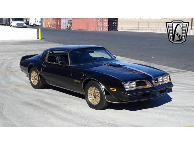1977 pontiac firebird trans am in o'fallon, illinois