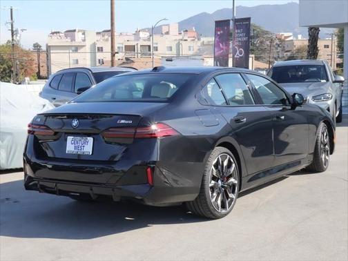 2024 bmw i5