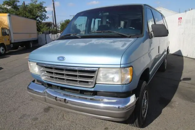 1994 ford econoline handicap van e250 automatic 8 cylinder no reserve