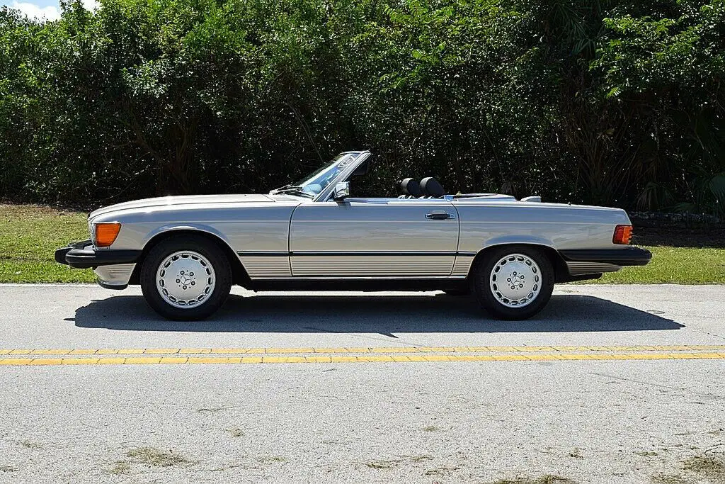1986 560 sl used 5.6l v8 16v automatic rwd convertible