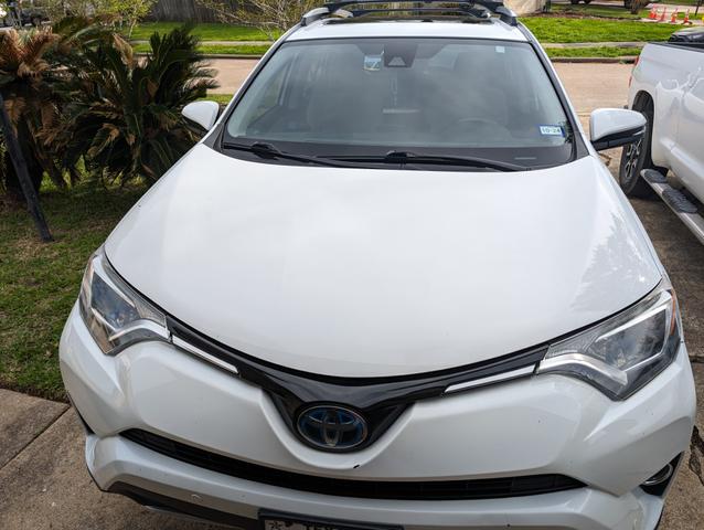 2016 toyota rav4 hybrid xle