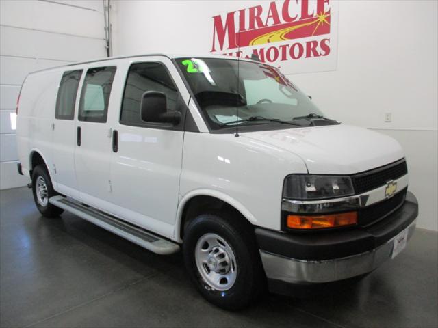 2022 chevrolet express 2500 rwd 2500 regular wheelbase wt