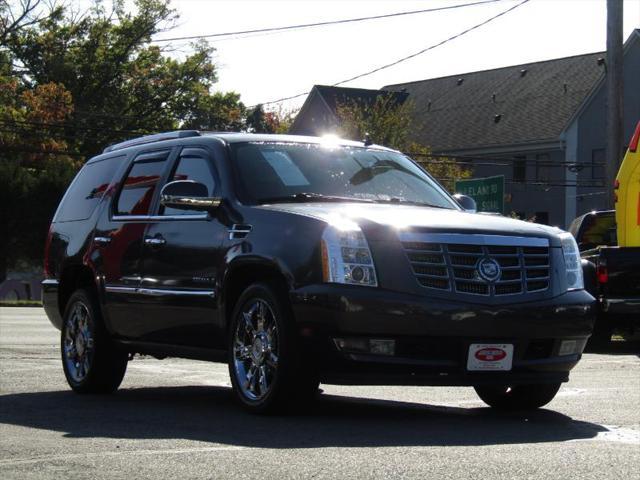 2011 cadillac escalade premium