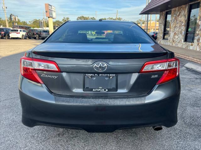 2013 toyota camry se