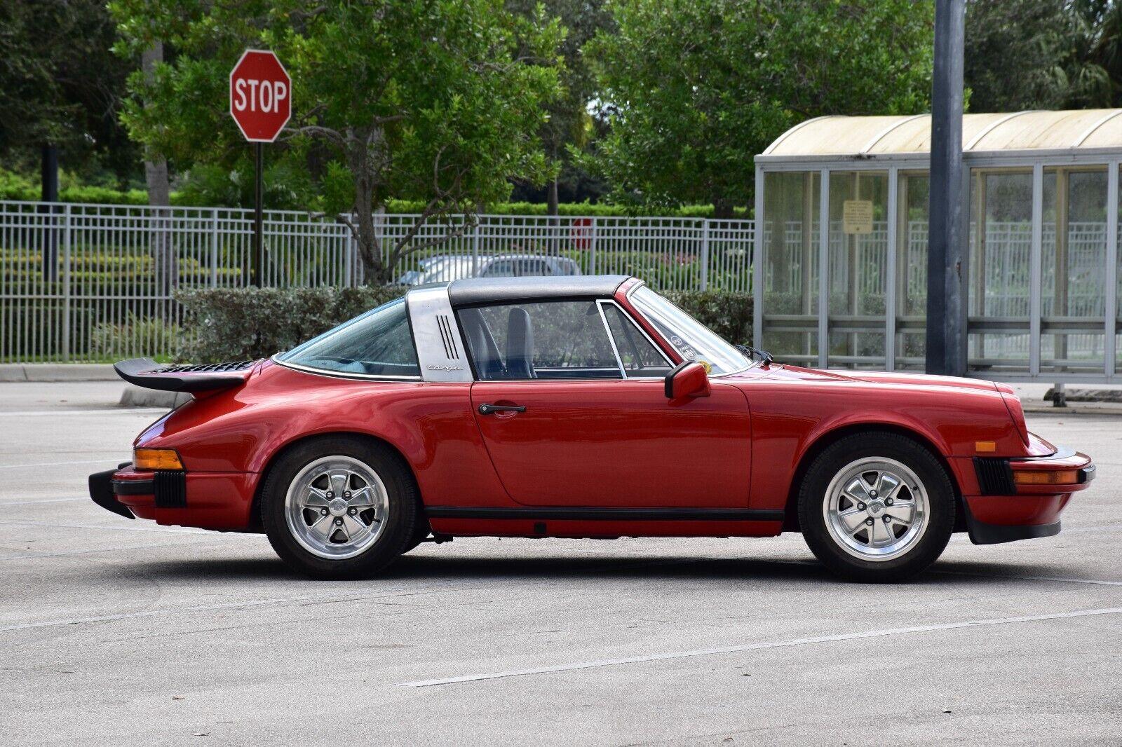 1979 porsche 911 coupe rwdmanual