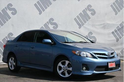 2013 toyota corolla