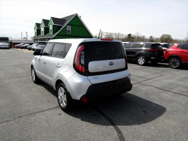 2015 kia soul base