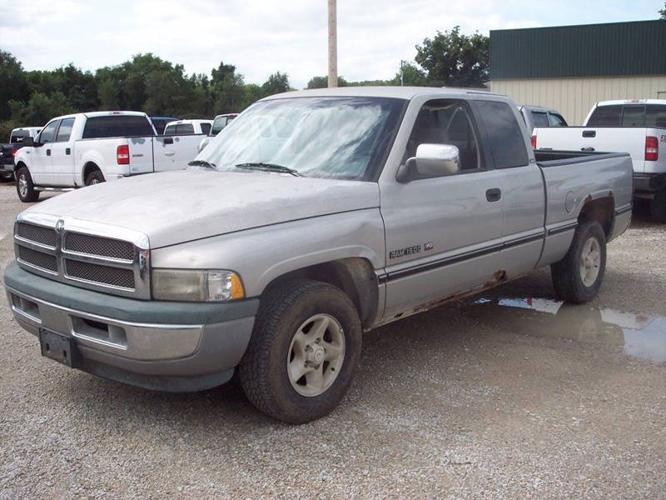 used 1997 dodge ram 1500 truck 2wd club cab manhattan, ks 66502 for sale in manhattan, kansas
