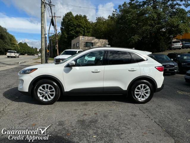 2021 ford escape se