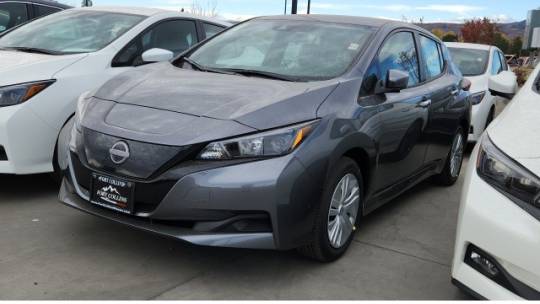 2025 Nissan Leaf
