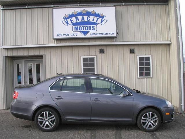 2005 volkswagen jetta 2.5 for sale in bismarck, north dakota