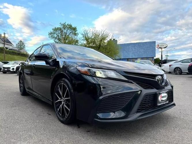 2021 toyota camry se sedan 4d in aldan, pennsylvania