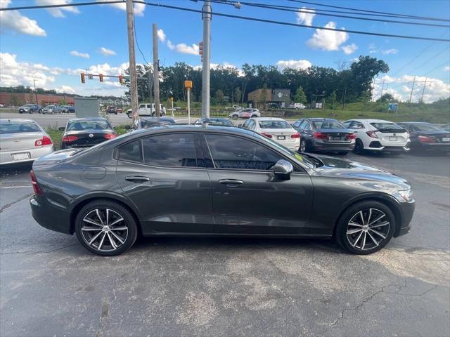 2021 volvo s60 t6 momentum