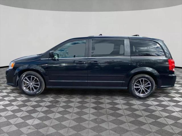 2017 dodge grand caravan sxt