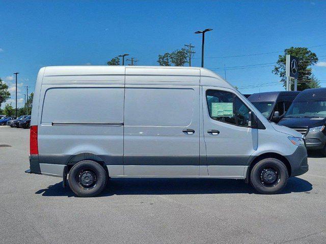 2024 mercedes-benz sprinter 2500 standard roof