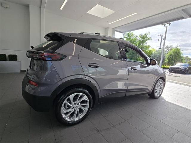 2022 chevrolet bolt euv lt