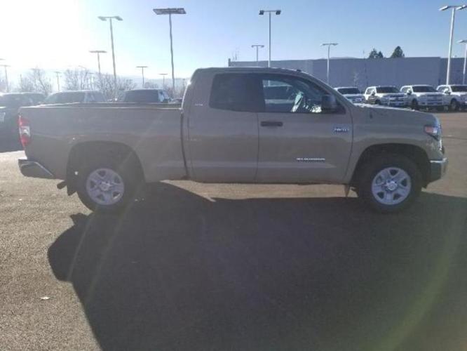 2018 toyota tundra sr5 4x4 sr5 4dr double cab pickup sb (5.7l v8 for sale in missoula, montana