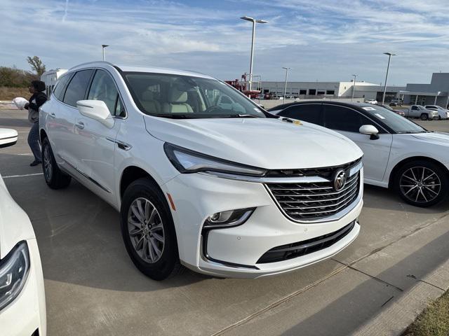 2023 buick enclave essence fwd